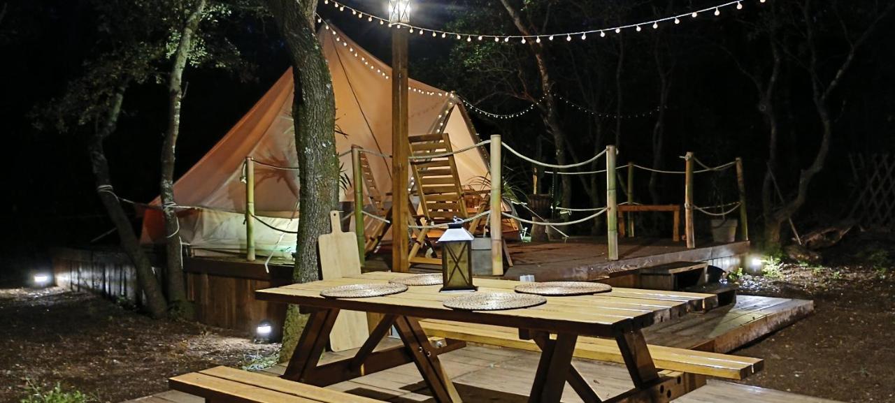 Evasion En Pleine Nature, Tipi Insolite Et Jacuzzi Au Pont Du Gard ! Vers Pont du Gard Kültér fotó